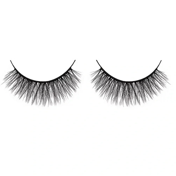 Ardell Aqua false lashes water activated - Picture 2 of 5